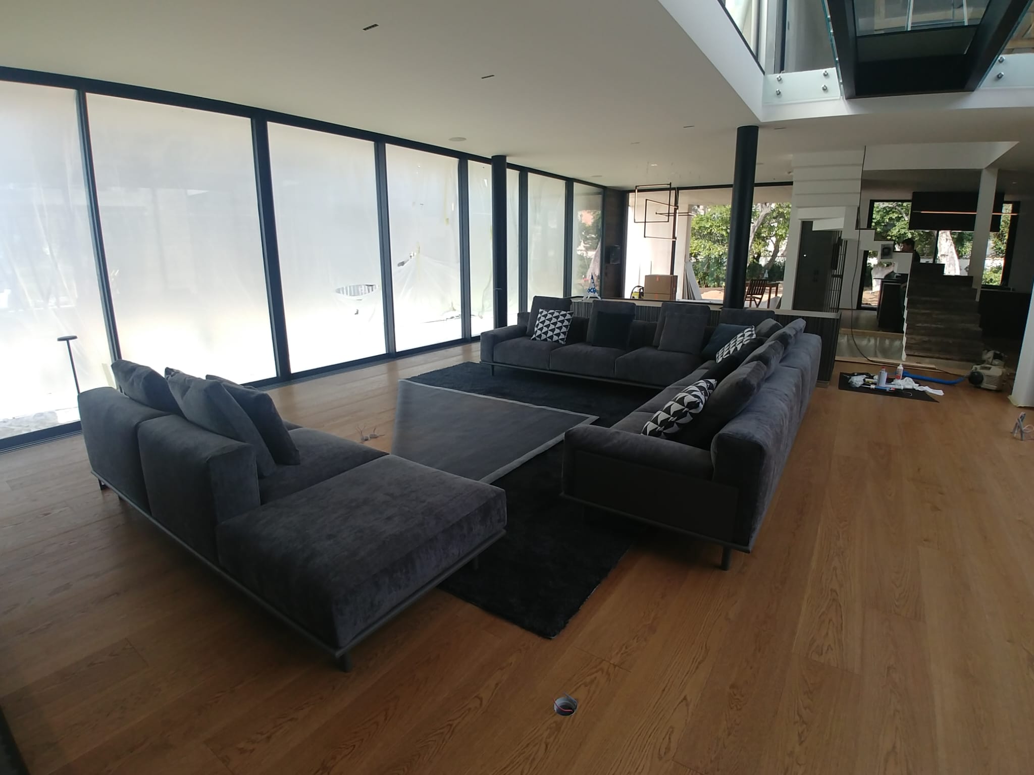 Renovare completă apartament cu pereți finisați